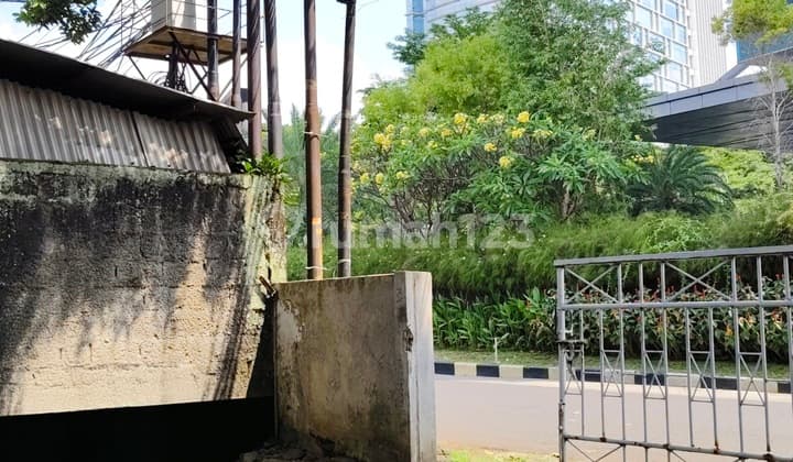 Jual Tanah Pinggir Jl Tb Simatupang Jak-Sel Lingkungan Perkantorn