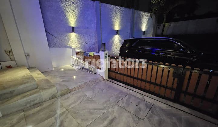 Rumah Duri Kepa Dekat Tanjung Duren Jakarta Barat-3 Lantai & Siap Huni