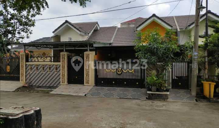 Rumah Vila Mutiara Gading 2