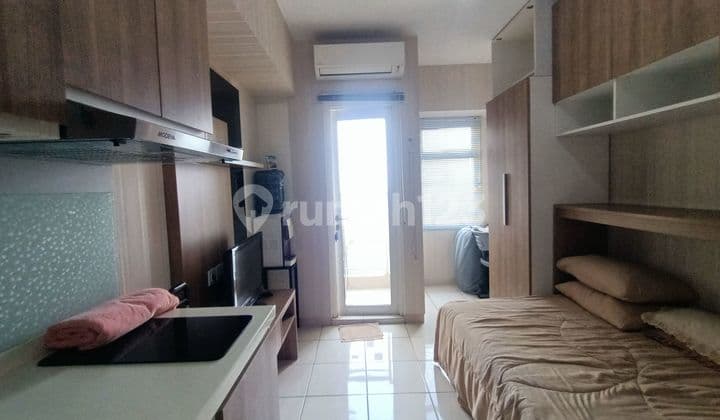 Apartment Springlake Summarecon Bekasi Studio Full Furnish Bagus