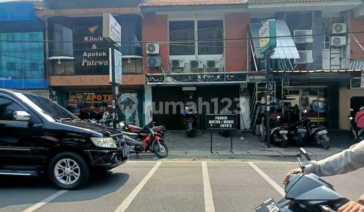 Ruko di Jl. Malaka
duren Sawit, Jakarta Timur Bagus SHM