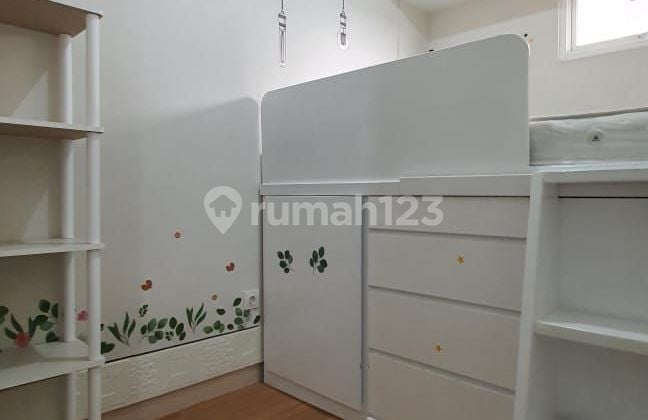 Summarecon Bekasi Apartment - Springlake 3 Bedrooms Well Furnished