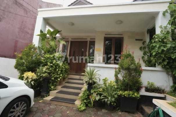 Rumah Bagus Jatibening Taman Bougenville