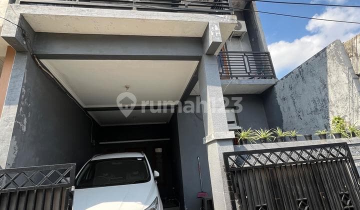 Di Jual Rumah Perumnas 3 Bekasi Timur