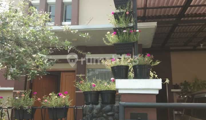 Corner House Ready to Occupy in Bintaro Jaya Sector 4