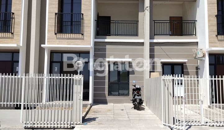 Rumah Baru di Rungkut, 2 Kamar, Dekat UPNVJT & Plasa