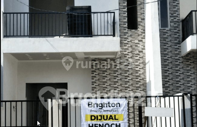Rumah 2 Lantai di Rungkut, Dekat Kampus UPNVJT