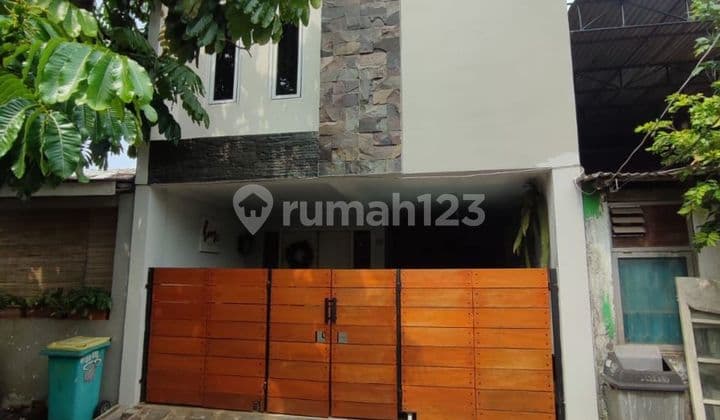 Rumah Bebas Banjir 7 menit ke Lagoon Avenue Mall Bekasi J-28205