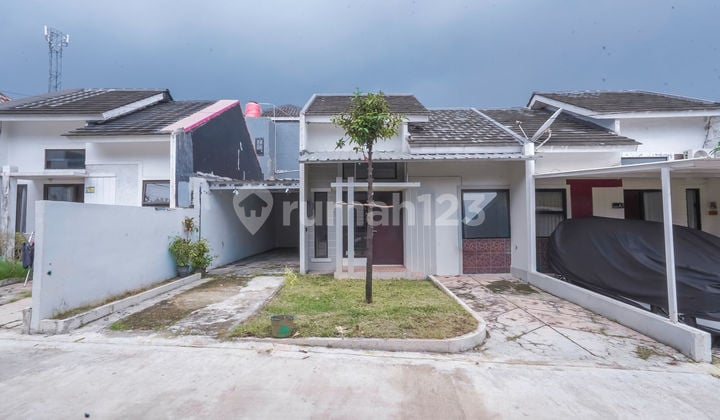 Rumah SHM LT 121 Siap KPR 15 Menit ke Stasiun Depok J-28215