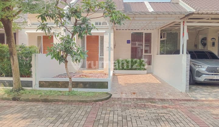 Minimalist House 8 Minutes to The Park Mall Sawangan with KPR J46544 Assistance