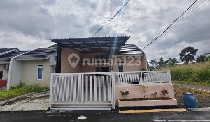 Rumah Siap Huni SHM 15 Mnt ke Terminal Leuwiliang Dibantu KPR J-39282