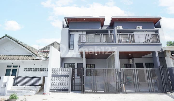 Rumah 10 Mnt ke Living Plaza Harapan Indah LB 126 SHM Dibantu KPR J-37852