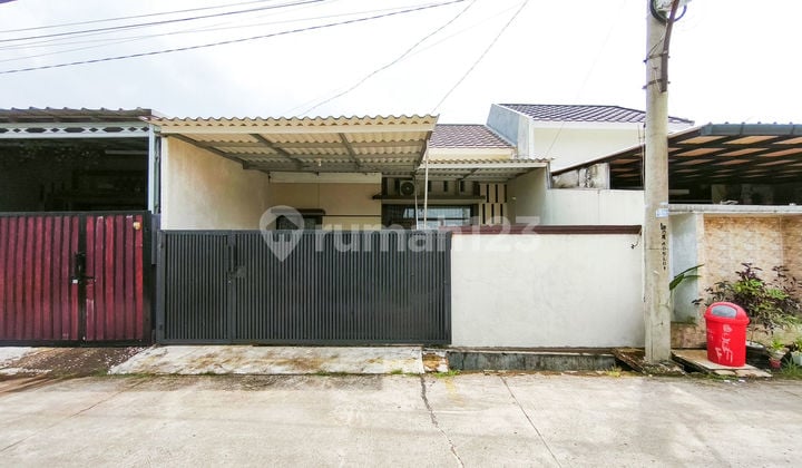 Rumah 9 Menit ke Stasiun Cilebut SHM Siap Huni Dibantu KPR J-30719