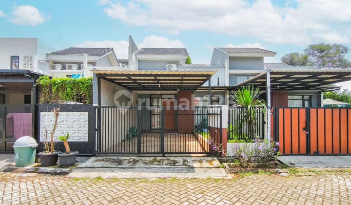 Rumah 10 Menit ke Mall Metropolitan Cibubur Hadap Selatan Dibantu KPR J-42983