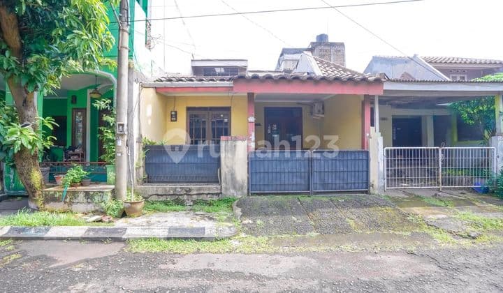 Rumah 2 Lt Strategis 6 menit ke RS Citra Medika Depok Bisa KPR J35416