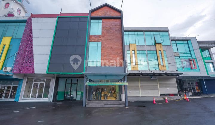 Rumah 3 LT Dekat Pintu Tol Kukusan Siap Huni Dibantu KPR J-46477