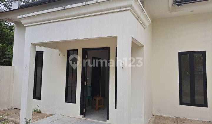 1-Story House with SHM in Bogor, 15 Minutes to Cilebut Station, Ready for Mortgage J33858