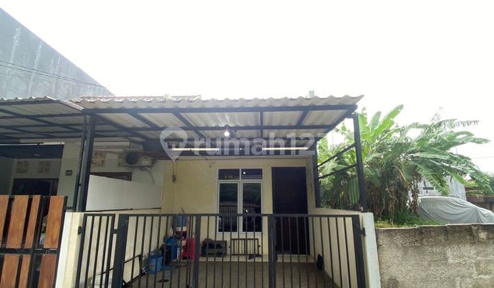 Rumah SHM Strategis Dekat Bintaro Jaya Xchange Mall Siap KPR J-39784