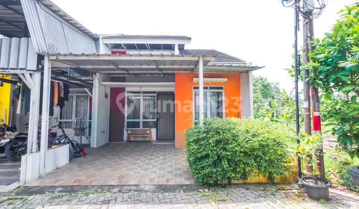 Rumah Hadap Timur 8 Menit ke The Park Sawangan Siap KPR J-36464