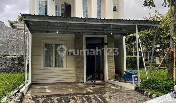 Rumah Sewa 2 Lantai SHM di Citra Garden Kedungkandang, Malang