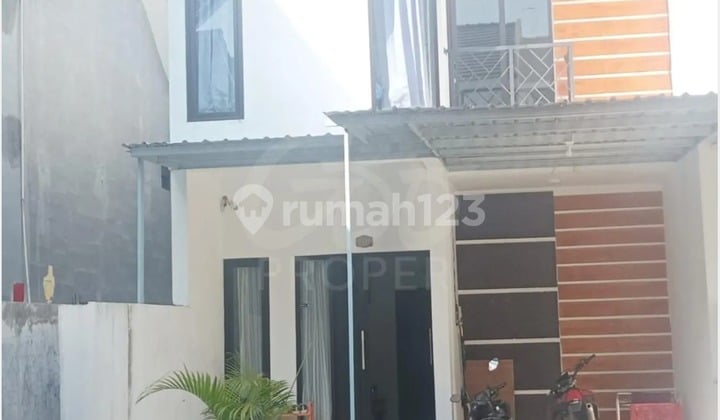Rumah 2 Lantai Siap Huni di Jl. Arumba Tunggulwulung Malang