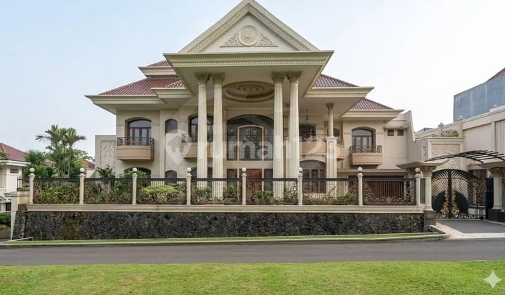 Jual Rumah Mewah 2 Lantai di Jl. Bukit Dieng Permai Sukun Malang