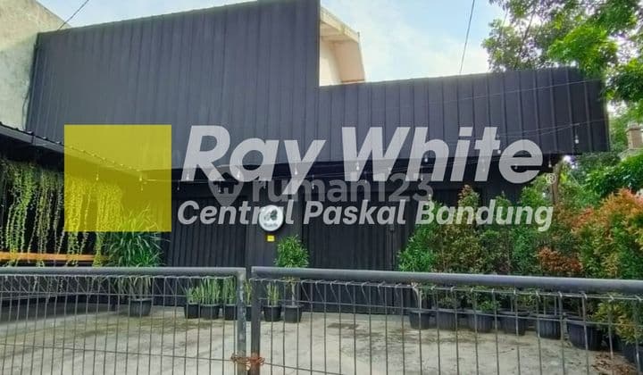Business Space in Gempol Sari, Bandung