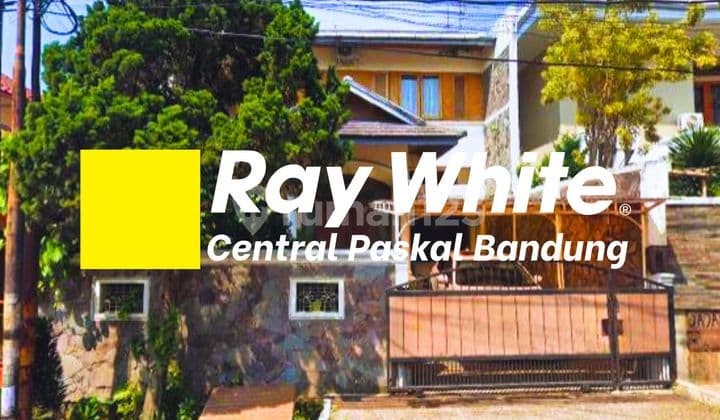 Rumah Asri dan Nyaman di Dago Asri Bandung