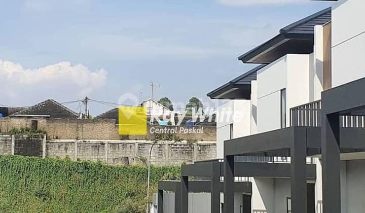 Rumah Baru Minimalis 2 Lantai di Casagrande Bandung