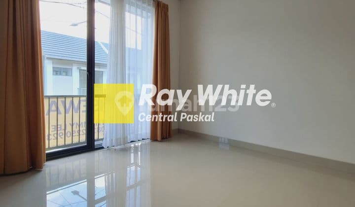 Kenari Ready-to-Occupy House in Cibereum, Cimahi City