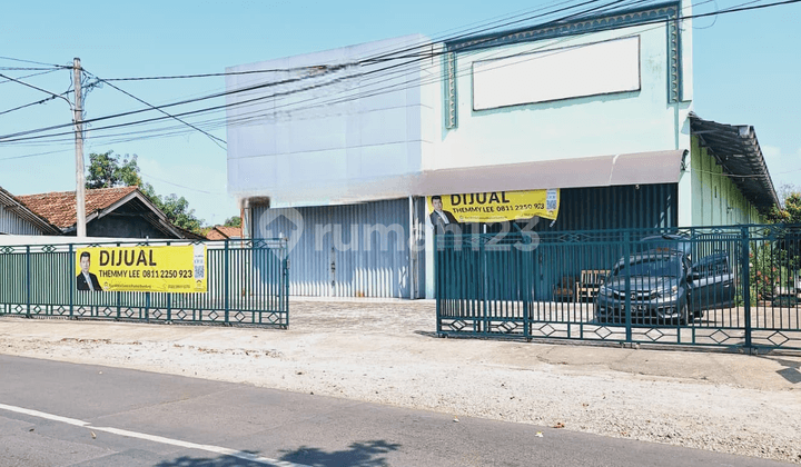 Warehouse + Commercial Plot in Karawang with Bonus Residential House