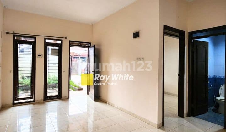 Rumah Bagus Sangat Murah di Taman Holis Indah 1 Bandung