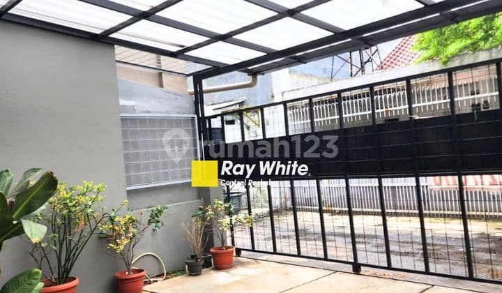 Rumah Baru Minimalis di Lokasi Yang Nyaman Batununggal Bandung