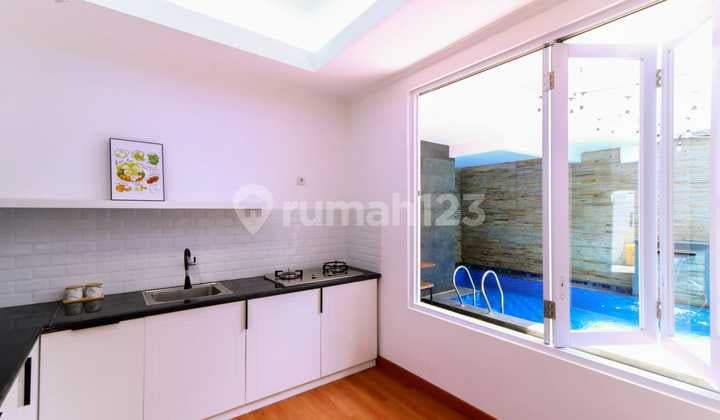 Dijual Cepat Rumah Villa Mainroad tubagus sayap Dago Mewah