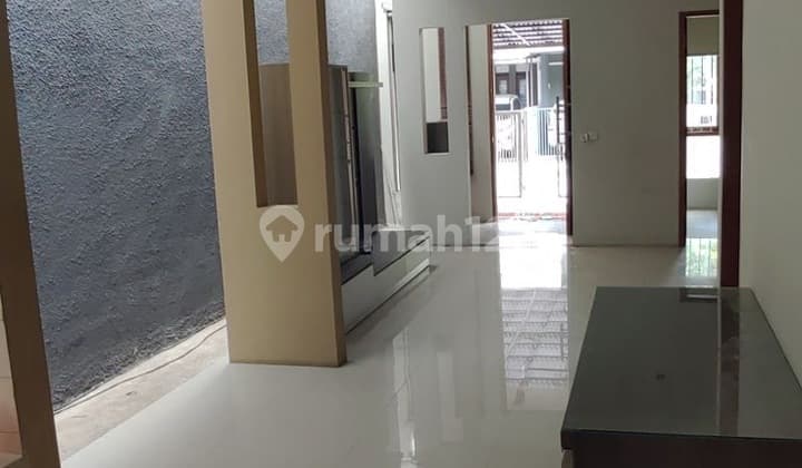 Disewakan Rumah Taman Holis Indah 2 Thi 2