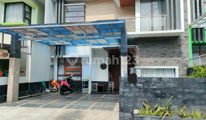 Price Drop ! Minimalist House for Rent Inside Gegerkalong Cluster