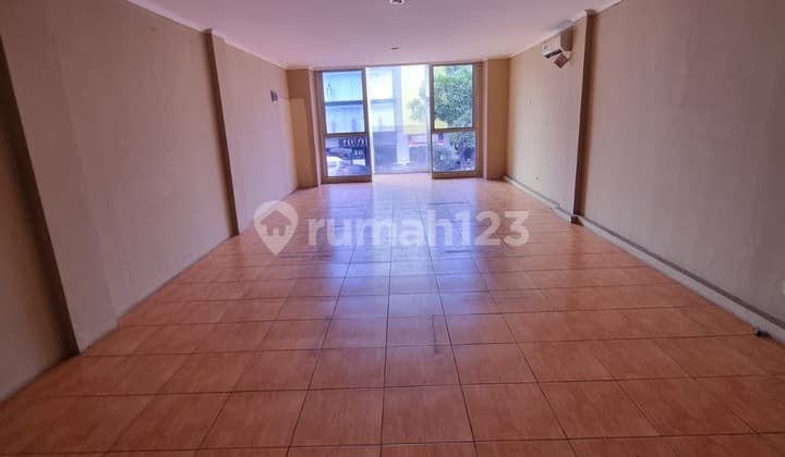 For Quick Sale! Strategic Paskal Hyper Square Shop House Ready to Use