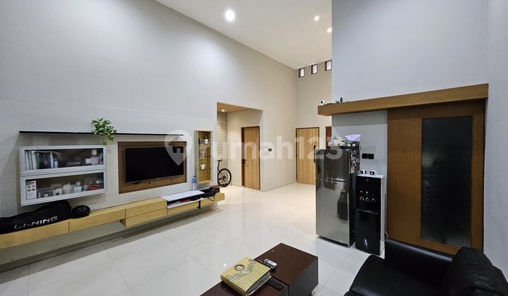 Dijual Rumah Lux Minimalis Modern Taman Holis Indah 1 Thi 1