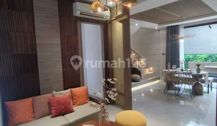 Rumah Mewah Jakarta Garden City Topaz Mahakam