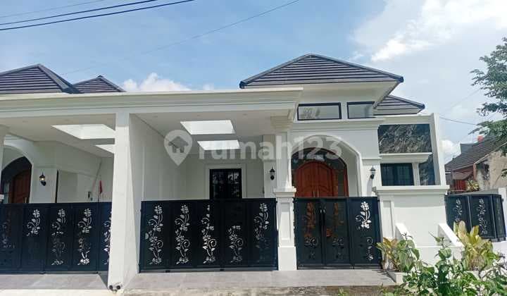 Rumah Nuansa Eropa Siap Huni Dekat Jalan Kaliurang