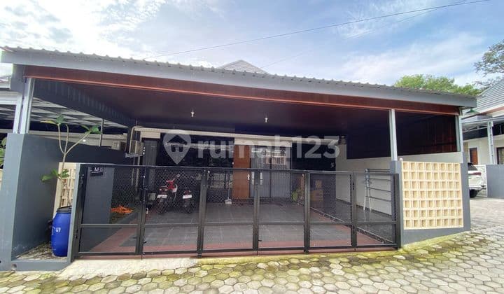 Rumah Cantik Estetik di Ngemplak Legalitas Jelas