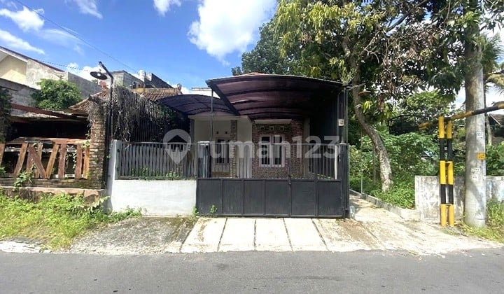 Full Bonus House in Minomartani! Free 2 ACs, Spring Bed, etc.