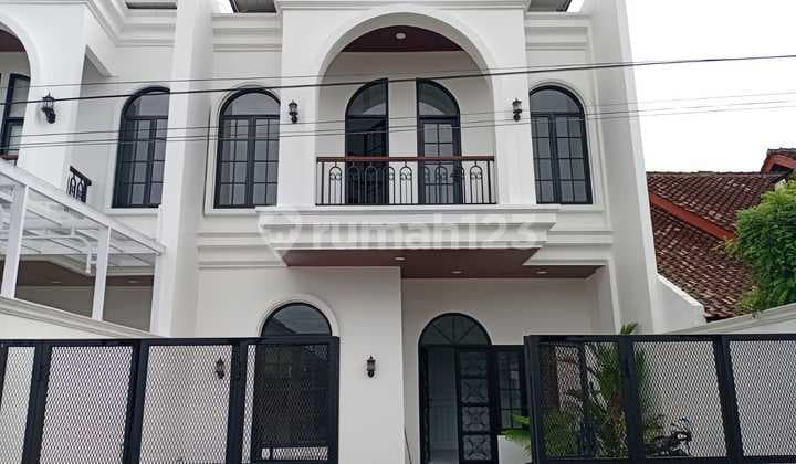 Rumah Eropa Klasik Harga Menarik Diskon Hingga 100 Jt!