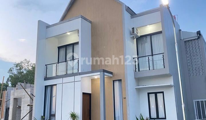 Rumah 2 Lantai di Gamping Sleman One Gate System dengan View City Light Jogja