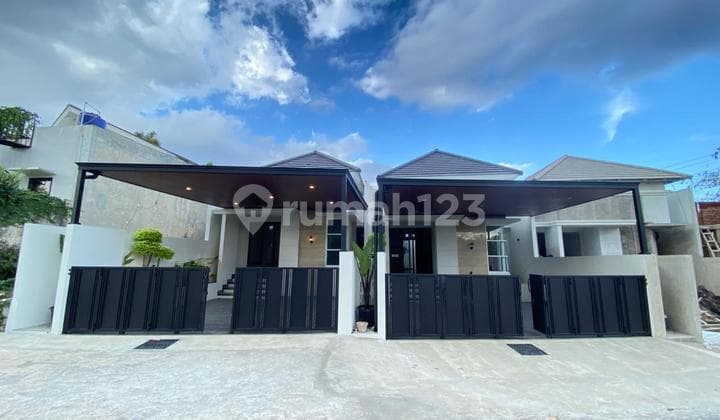 Tinggal 2 Unit! Rumah Modern di Ngemplak Sleman Dekat Kampus Uii & Resto Kekinian Bale Merapi