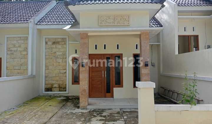 Rumah Asri Siap Huni Space Belakang Luas Dekat Jalan Godean
