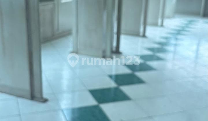 Jual Cepat, Ruko 5Lt Rapih Siap Pakai di Ruko Royal Sunter, Nego