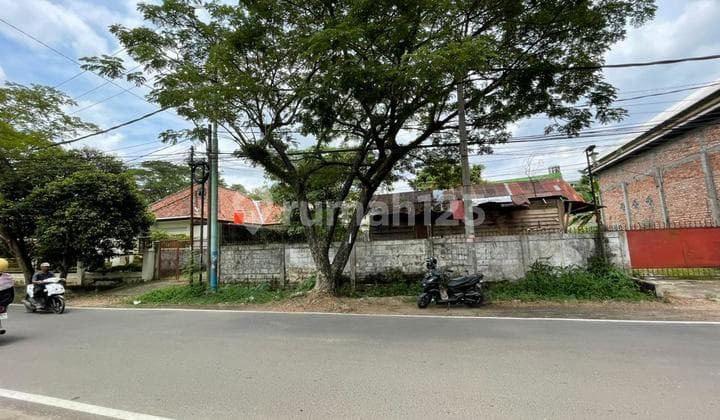 Tanah Di Kambang Iwak Dekat Kafe Sanjo: SHM