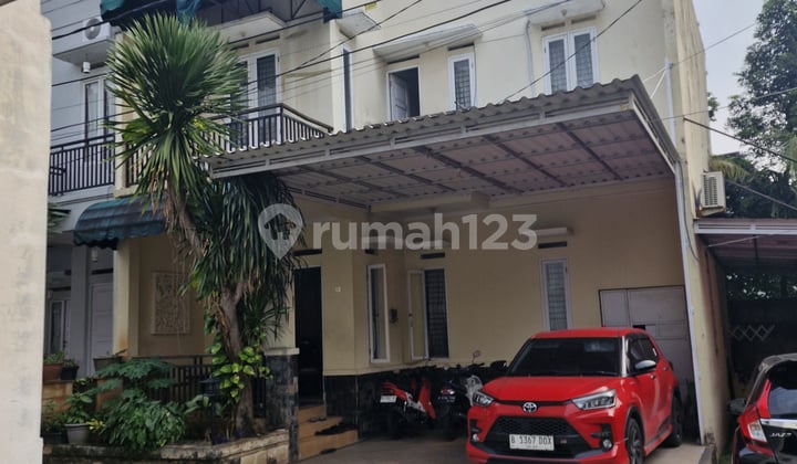 Harus Terjual.cepat. Flo Residence Dekat Jl Pluto Cinere Mas