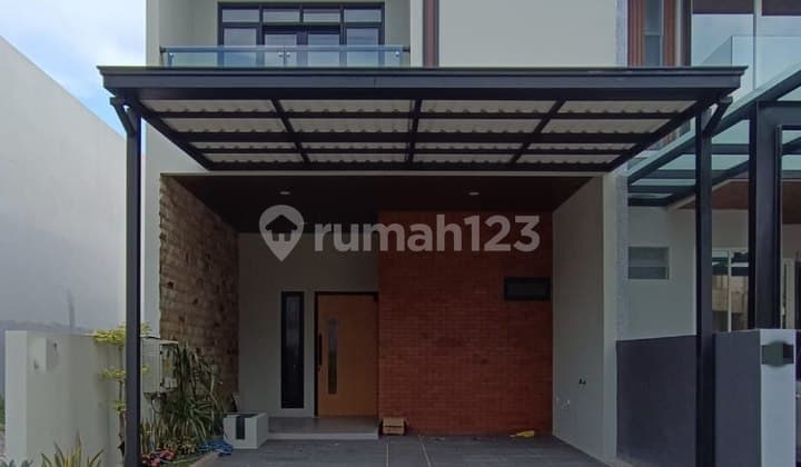 Dijual Rumah Crystal Golf Strategis Siap Huni